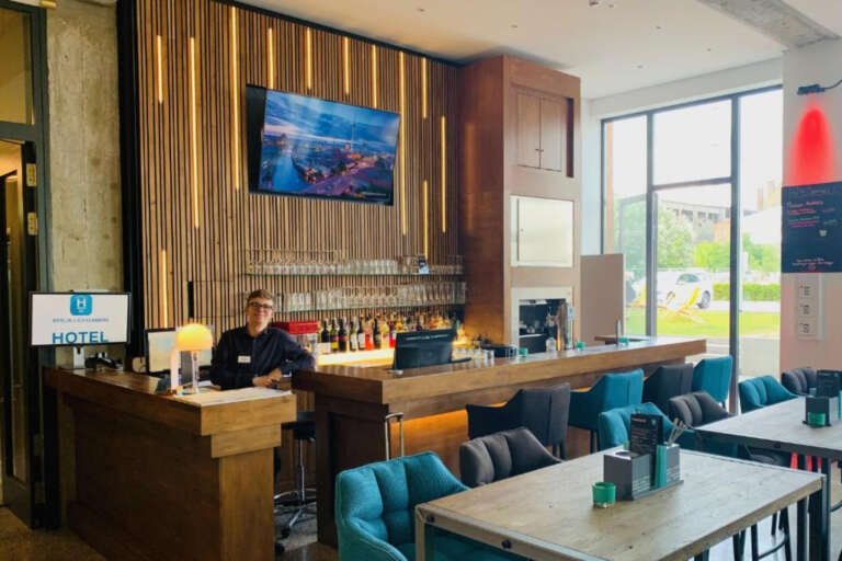 h24 lichtenberg living lobby